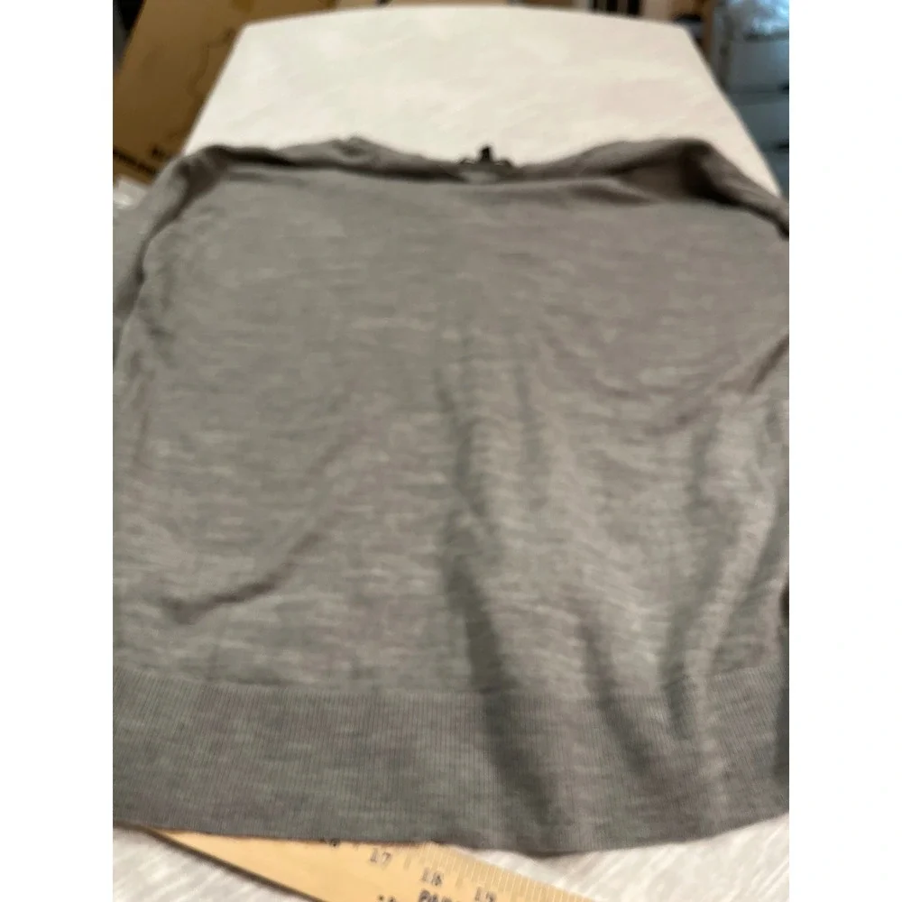 Banana Republic Mens Gray V Neck Merino‎ Wool Sweater Size L